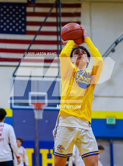 Thumbnail 1 in Juanita @ Hazen photogallery.