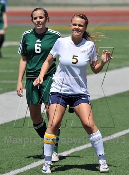 Thumbnail 3 in Highland Park vs Waxahachie (UIL 4A Region 2 Semifinal) photogallery.