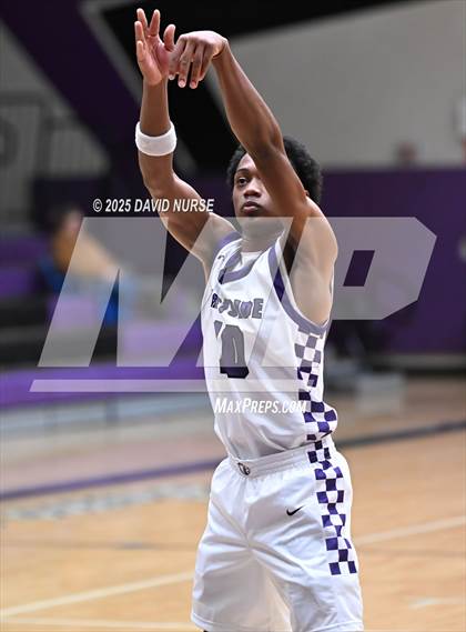 Thumbnail 3 in Rosamond @ Eastside photogallery.