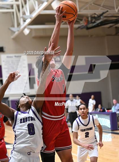 Thumbnail 2 in Rosamond @ Eastside photogallery.