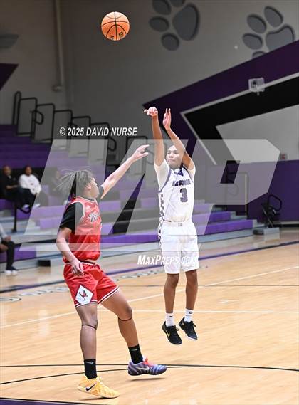 Thumbnail 1 in Rosamond @ Eastside photogallery.