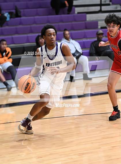 Thumbnail 3 in Rosamond @ Eastside photogallery.