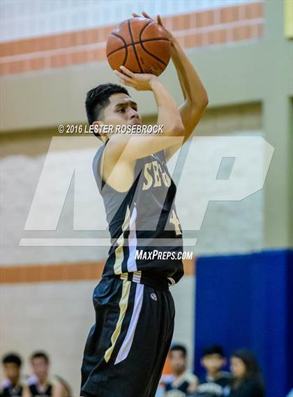 Thumbnail 2 in Seguin vs Madison JV photogallery.