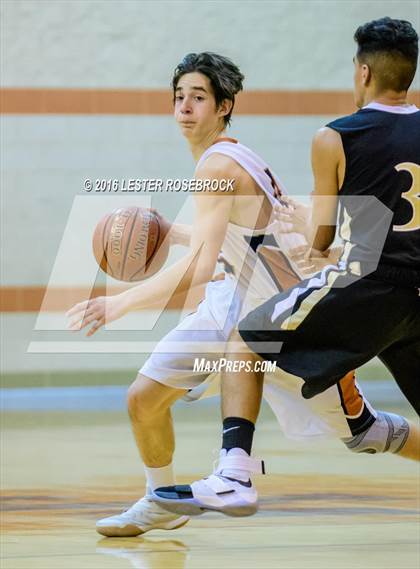 Thumbnail 1 in Seguin vs Madison JV photogallery.