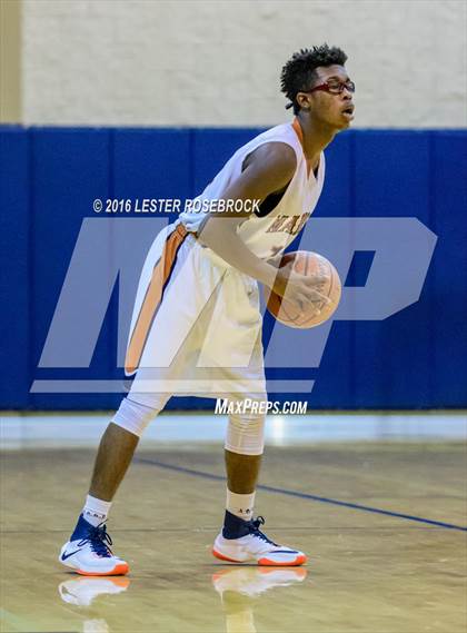 Thumbnail 1 in Seguin vs Madison JV photogallery.