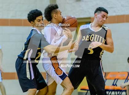 Thumbnail 1 in Seguin vs Madison JV photogallery.