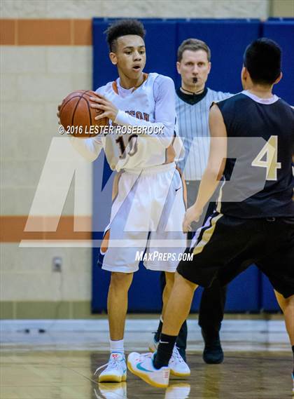 Thumbnail 2 in Seguin vs Madison JV photogallery.