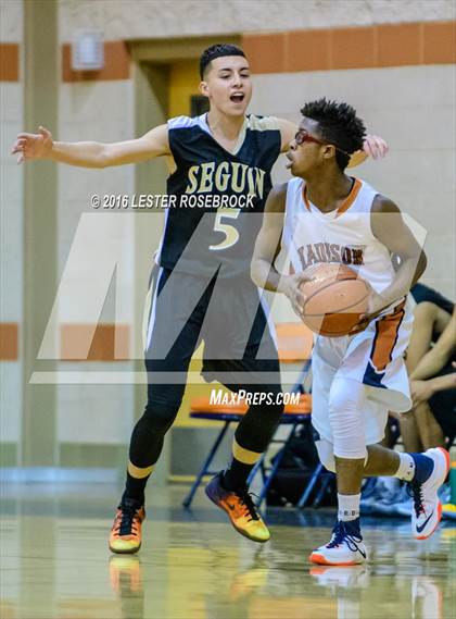 Thumbnail 2 in Seguin vs Madison JV photogallery.