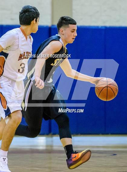 Thumbnail 1 in Seguin vs Madison JV photogallery.