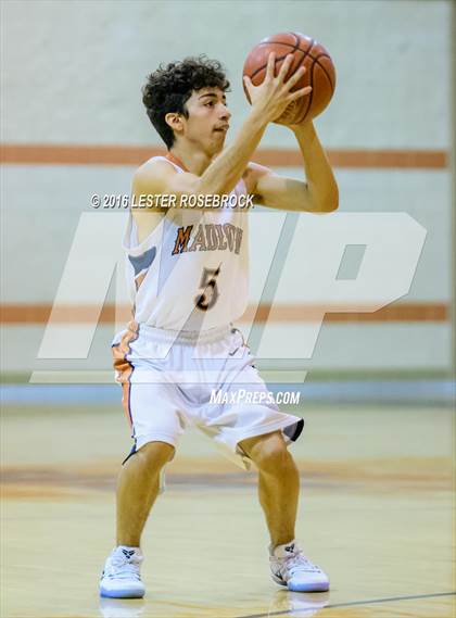 Thumbnail 2 in Seguin vs Madison JV photogallery.