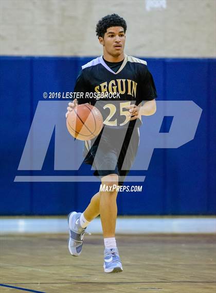 Thumbnail 1 in Seguin vs Madison JV photogallery.