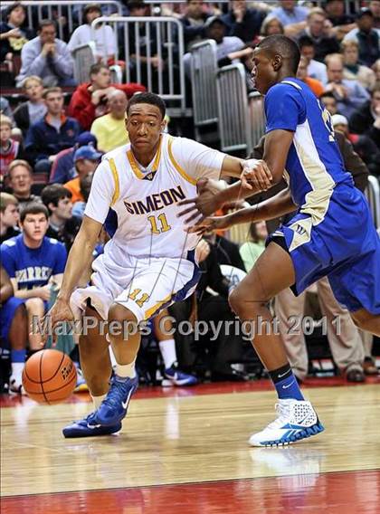 Thumbnail 1 in Simeon vs. Warren (IHSA Class 4A Final) photogallery.