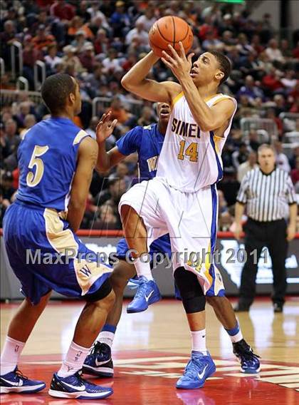 Thumbnail 1 in Simeon vs. Warren (IHSA Class 4A Final) photogallery.