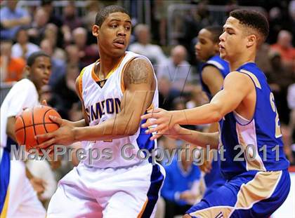Thumbnail 3 in Simeon vs. Warren (IHSA Class 4A Final) photogallery.