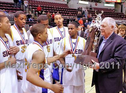 Thumbnail 3 in Simeon vs. Warren (IHSA Class 4A Final) photogallery.