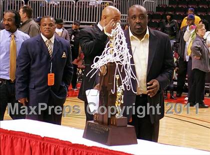 Thumbnail 1 in Simeon vs. Warren (IHSA Class 4A Final) photogallery.