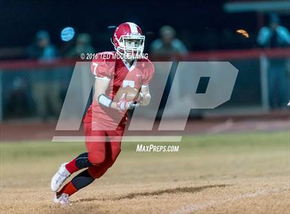 Thumbnail 1 in Dumas vs. Dardanelle (AHSAA 4A 2nd round) photogallery.