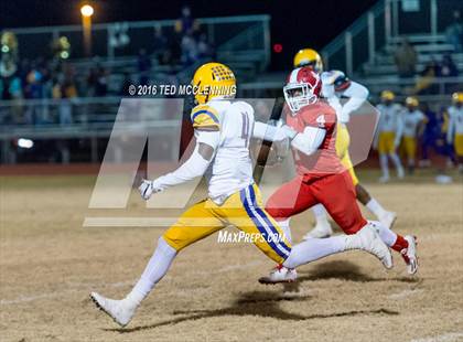 Thumbnail 1 in Dumas vs. Dardanelle (AHSAA 4A 2nd round) photogallery.