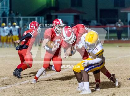 Thumbnail 1 in Dumas vs. Dardanelle (AHSAA 4A 2nd round) photogallery.