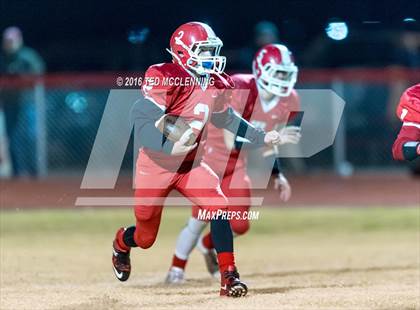 Thumbnail 3 in Dumas vs. Dardanelle (AHSAA 4A 2nd round) photogallery.
