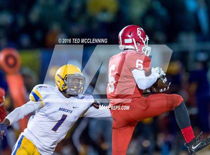 Thumbnail 3 in Dumas vs. Dardanelle (AHSAA 4A 2nd round) photogallery.