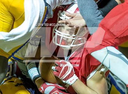 Thumbnail 3 in Dumas vs. Dardanelle (AHSAA 4A 2nd round) photogallery.