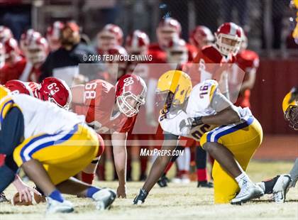 Thumbnail 3 in Dumas vs. Dardanelle (AHSAA 4A 2nd round) photogallery.