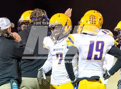Thumbnail 2 in Dumas vs. Dardanelle (AHSAA 4A 2nd round) photogallery.