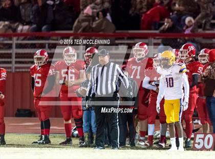 Thumbnail 3 in Dumas vs. Dardanelle (AHSAA 4A 2nd round) photogallery.