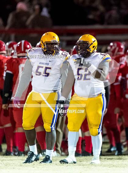 Thumbnail 1 in Dumas vs. Dardanelle (AHSAA 4A 2nd round) photogallery.
