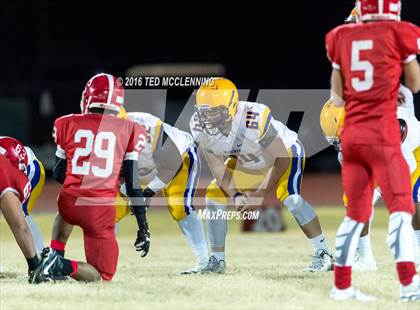 Thumbnail 1 in Dumas vs. Dardanelle (AHSAA 4A 2nd round) photogallery.