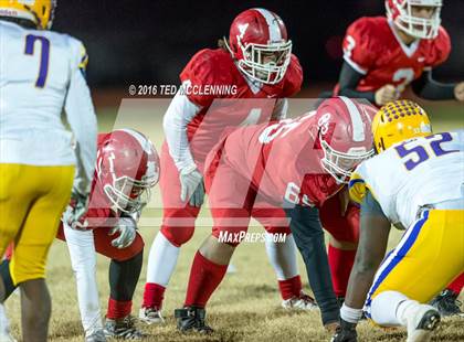 Thumbnail 1 in Dumas vs. Dardanelle (AHSAA 4A 2nd round) photogallery.