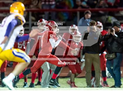 Thumbnail 3 in Dumas vs. Dardanelle (AHSAA 4A 2nd round) photogallery.