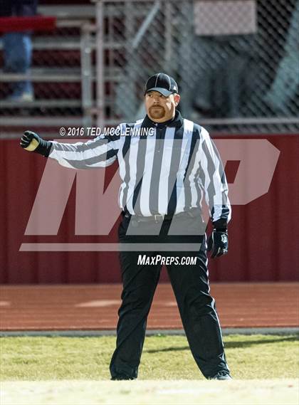 Thumbnail 3 in Dumas vs. Dardanelle (AHSAA 4A 2nd round) photogallery.