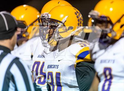 Thumbnail 2 in Dumas vs. Dardanelle (AHSAA 4A 2nd round) photogallery.