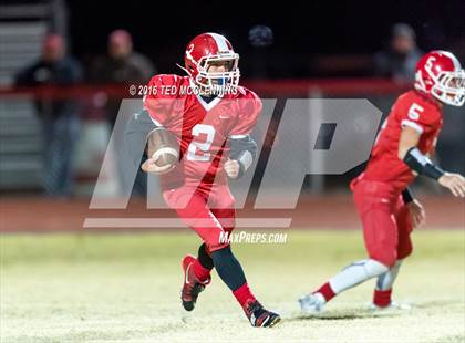 Thumbnail 2 in Dumas vs. Dardanelle (AHSAA 4A 2nd round) photogallery.