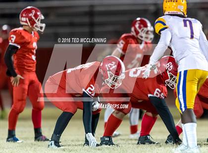 Thumbnail 3 in Dumas vs. Dardanelle (AHSAA 4A 2nd round) photogallery.
