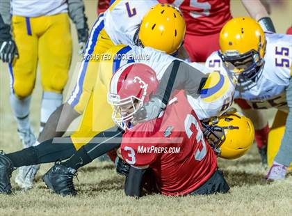 Thumbnail 3 in Dumas vs. Dardanelle (AHSAA 4A 2nd round) photogallery.