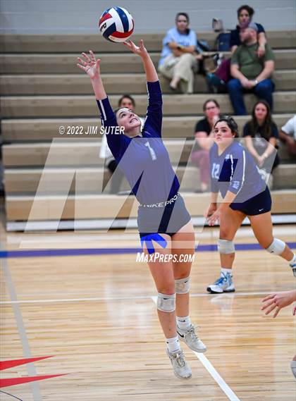 Thumbnail 1 in Brazos Christian vs Reicher Catholic photogallery.