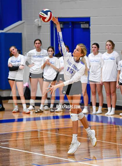 Thumbnail 2 in Brazos Christian vs Reicher Catholic photogallery.