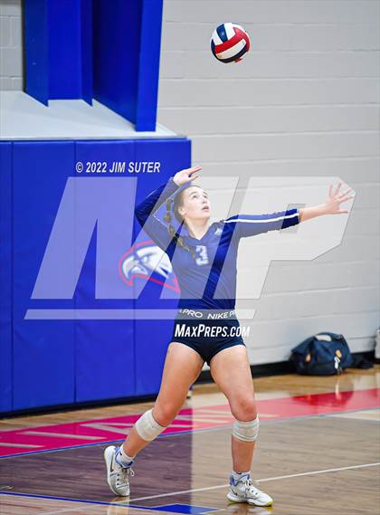 Thumbnail 2 in Brazos Christian vs Reicher Catholic photogallery.