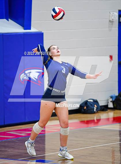 Thumbnail 3 in Brazos Christian vs Reicher Catholic photogallery.