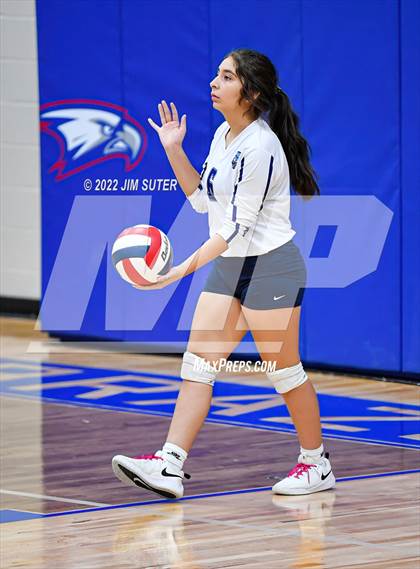 Thumbnail 3 in Brazos Christian vs Reicher Catholic photogallery.