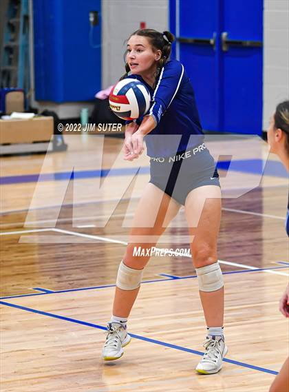 Thumbnail 1 in Brazos Christian vs Reicher Catholic photogallery.