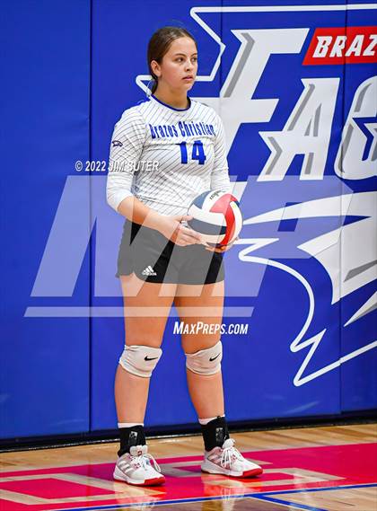 Thumbnail 2 in Brazos Christian vs Reicher Catholic photogallery.