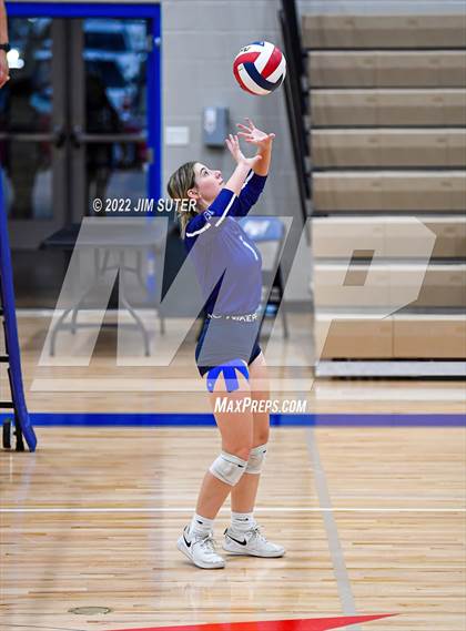 Thumbnail 3 in Brazos Christian vs Reicher Catholic photogallery.