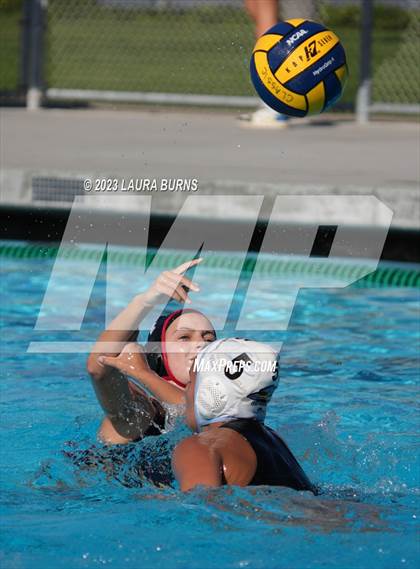 Thumbnail 3 in Monte Vista vs El Capitan (Arroyo Grande Fall Classic) photogallery.