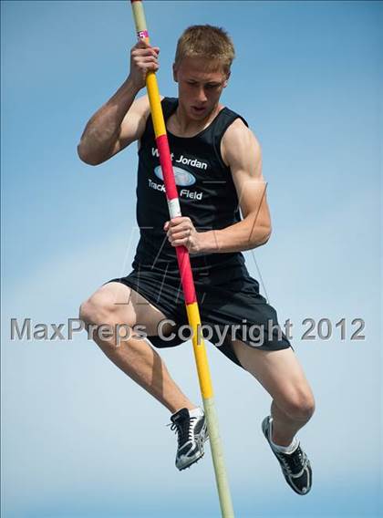 Thumbnail 2 in BYU Invitational photogallery.