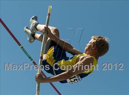 Thumbnail 2 in BYU Invitational photogallery.