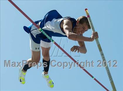 Thumbnail 2 in BYU Invitational photogallery.